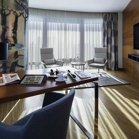 Hotel Movenpick 5*