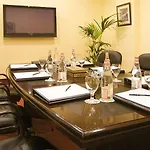 موڤنبيك فندق 5*