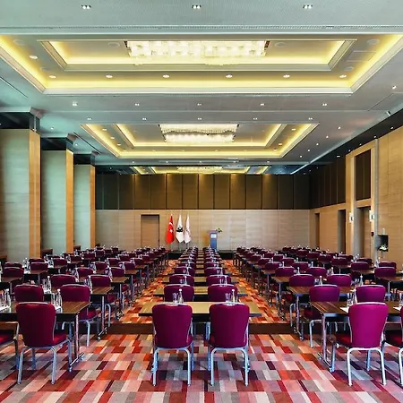 Hotel Movenpick 5*
