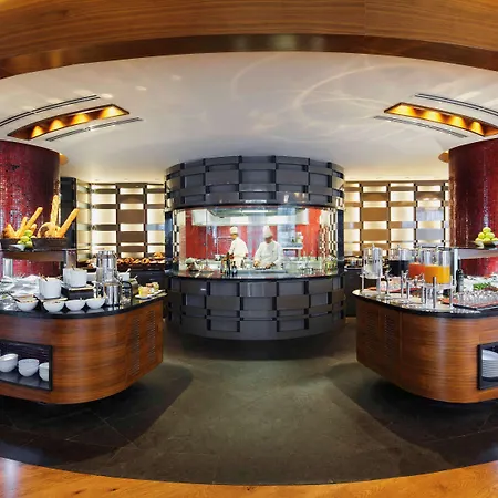 Hotel Movenpick 5*
