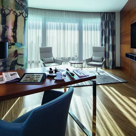 Movenpick ホテル