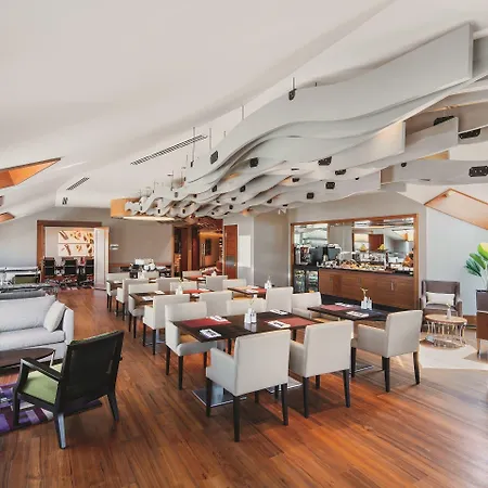 Movenpick ホテル
