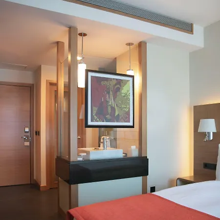 ホテル Movenpick 5*