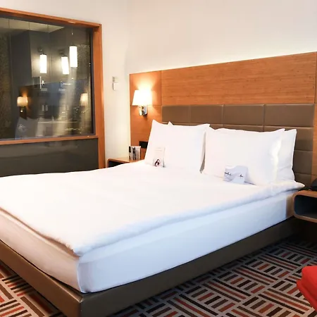 מלון Movenpick