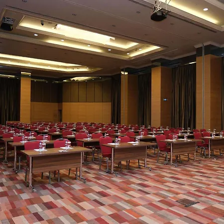 Movenpick מלון