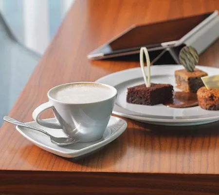 Hotel Movenpick 5*