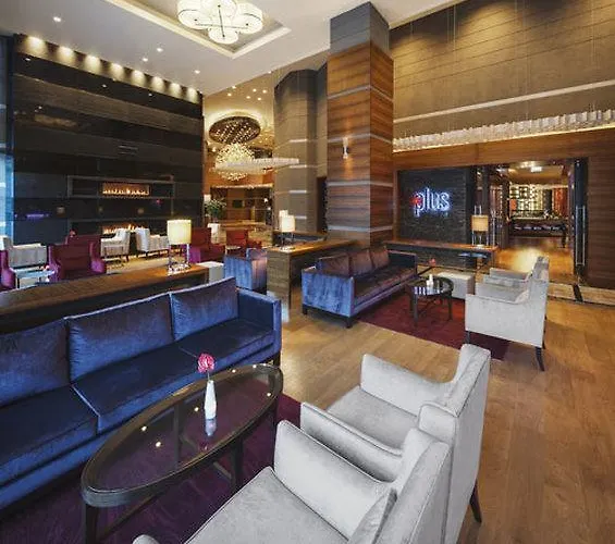 מלון Movenpick 5*